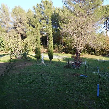 Le Mas Du Pin Vert Aubagne Buitenkant foto